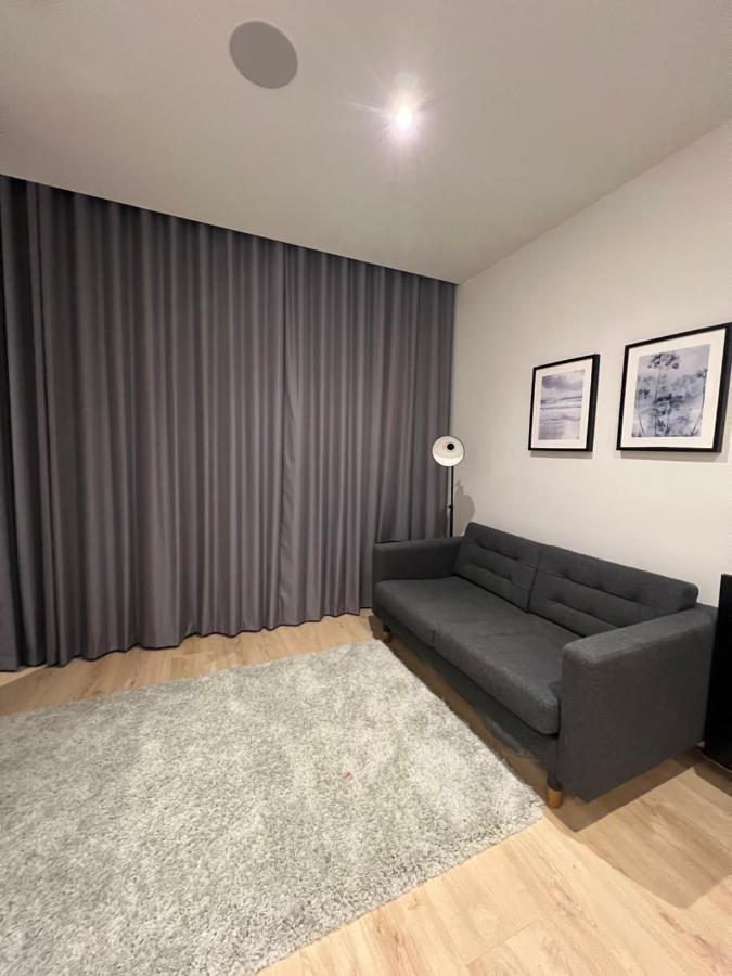 London Luxxe Suites & Apartments - London Heathrow Airport, Terminal 1 2 3 4 5 Hillingdon Exterior foto